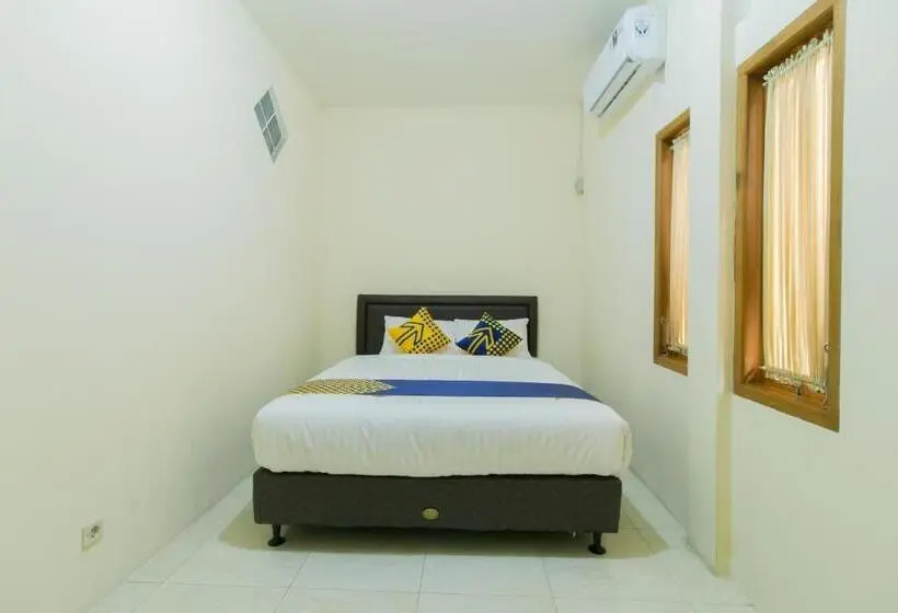 Standard-huone, Reddoorz Near Alun Alun Cianjur