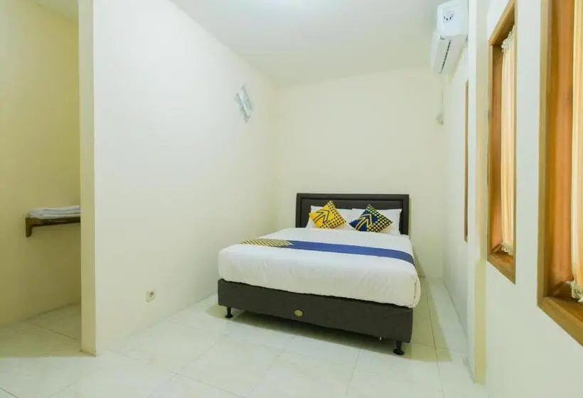 Standard-huone, Reddoorz Near Alun Alun Cianjur