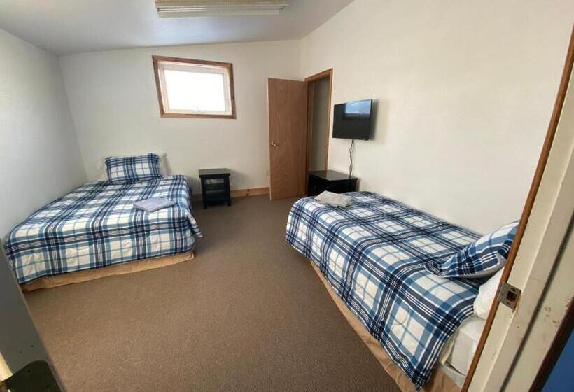 غرفة قياسية, Mcgrath Roadhouse