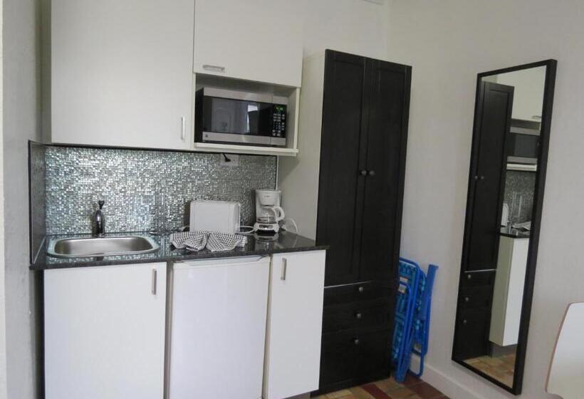 Escritório Estándar, Harding Boutique Apartments
