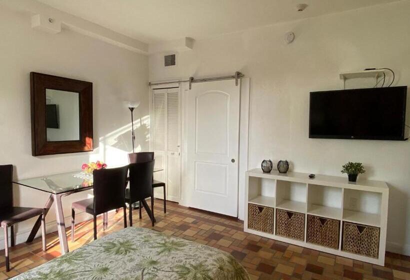 Quarto Triplo Clássico, Harding Boutique Apartments