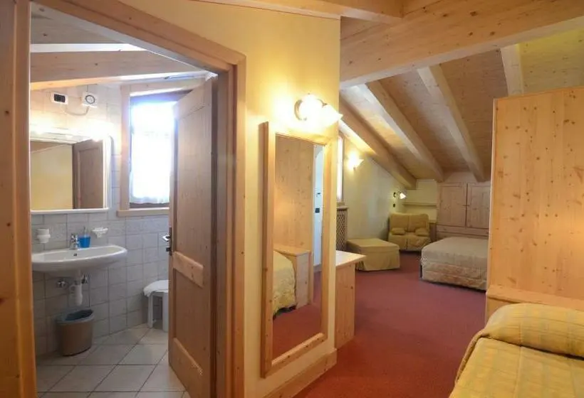 اتاق استاندارد چهار تخته, Albergo Alpenrose
