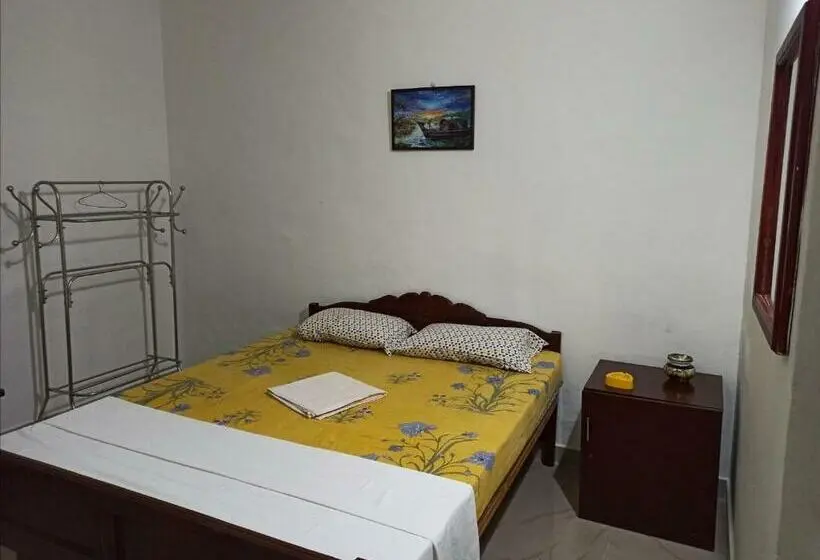 Economy-huone, Blue Waves Beach Residency