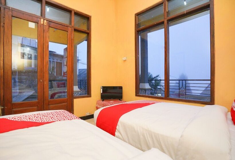 Standard-huone, Oyo 1967 Canaya Residence