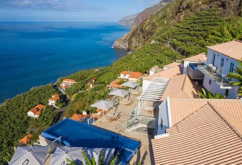 ویلای یک اتاق خوابه با استخر شنا, Escarpa   The Madeira Hideaway
