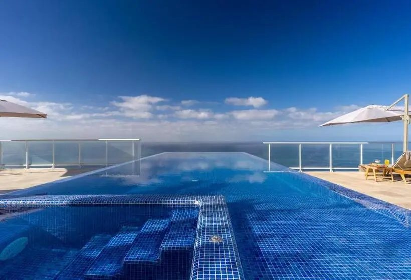 اتاق اساندارد با چشم‌انداز جانبی به دریا, Escarpa   The Madeira Hideaway