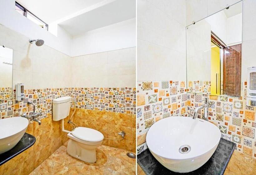 اتاق کلاسیک سه تخته, Shri Shiva Palace