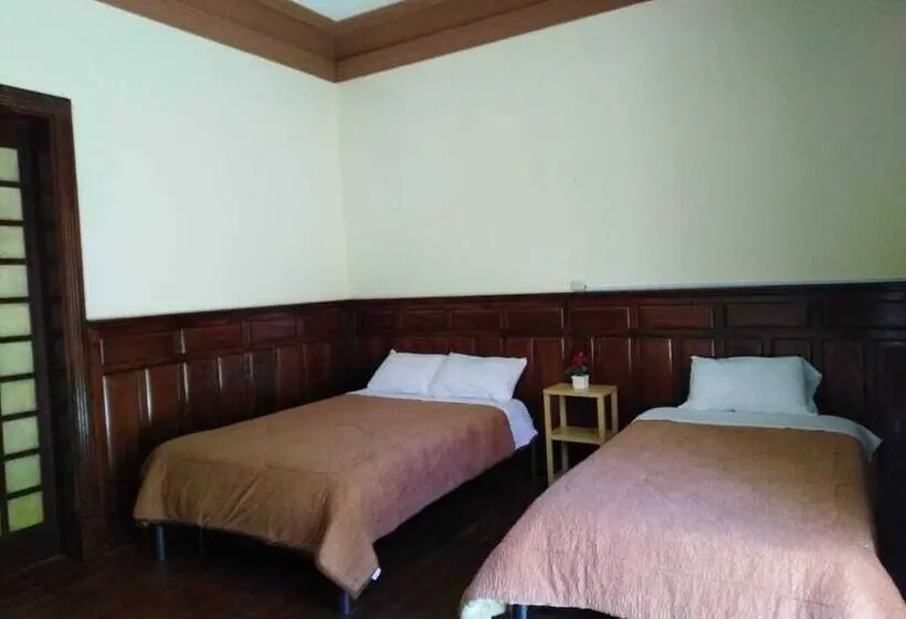 バス共有のスタンダードルーム, Holidays Hostel Arequipa