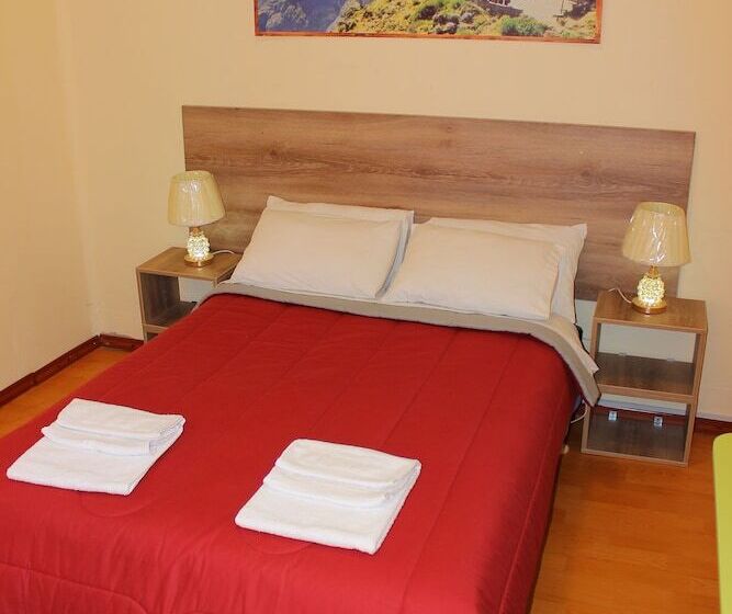 اتاق استاندارد با سرویس بهداشتی مشترک, Holidays Hostel Arequipa