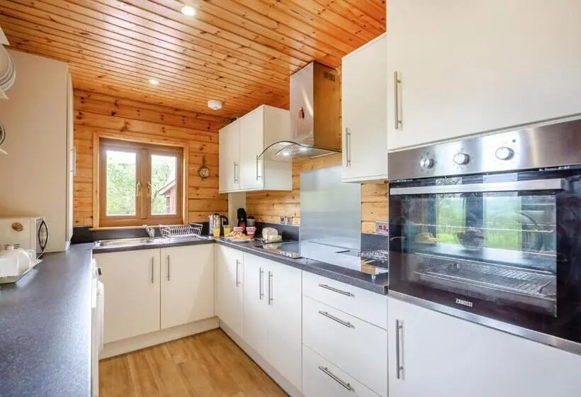 １ベッドルームハウス, Anglesey Lakeside Lodges