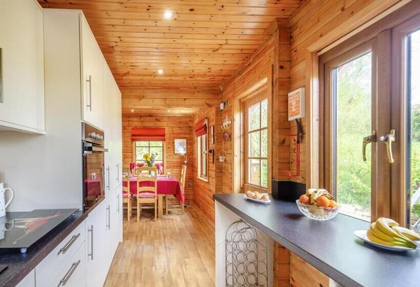 Дом 1 Спальня, Anglesey Lakeside Lodges