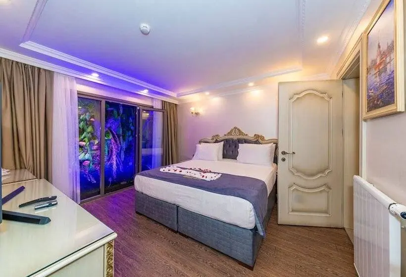 Economy Room
