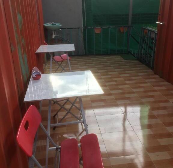 Standard Room, Can Tho Riverside Hostel