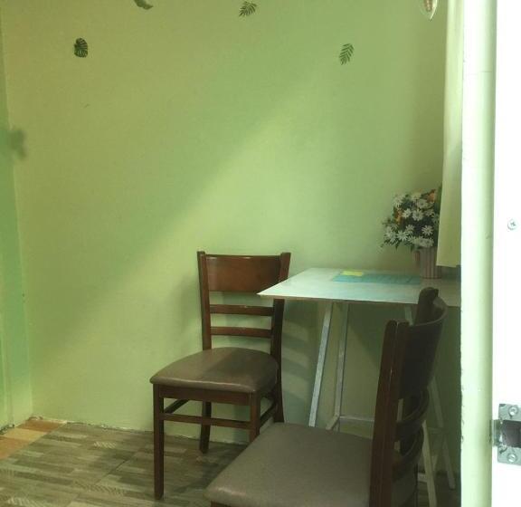 Standard Room, Can Tho Riverside Hostel