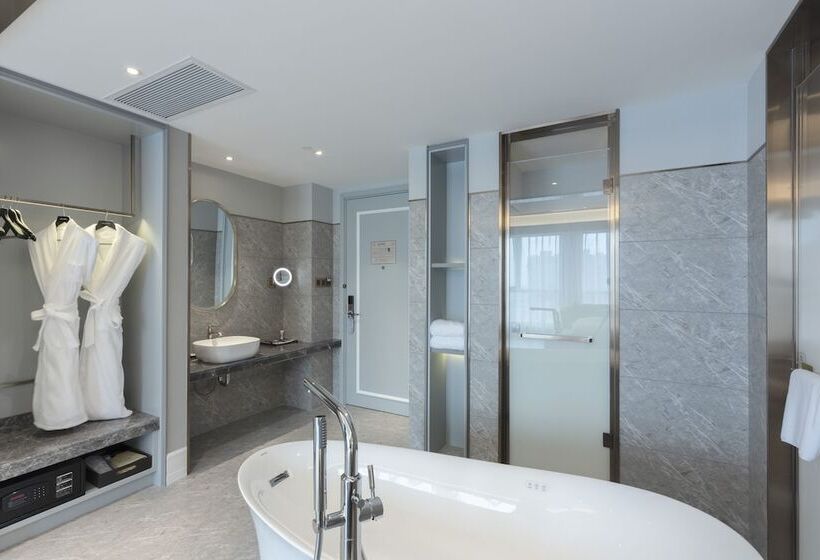 Номер Престиж, Mercure Xian North