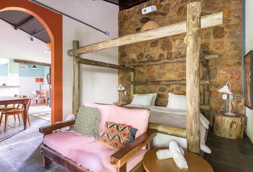 标准间, Selina Paraty