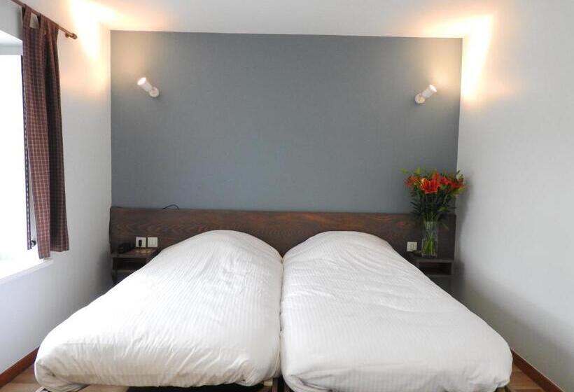 Номер Стандарт, Au Bon Gîte