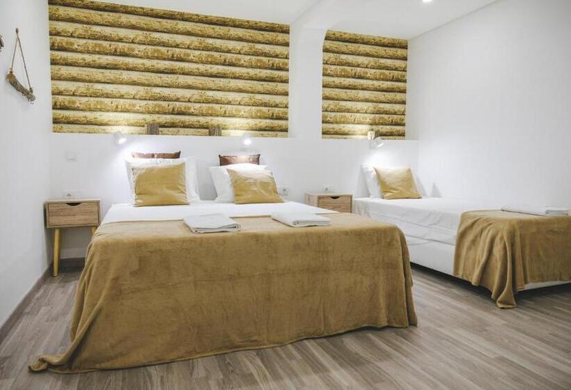 اتاق استاندارد چهارنفره با سرویس بهداشتی مشترک, 4u Lisbon Vi Guesthouse Airport