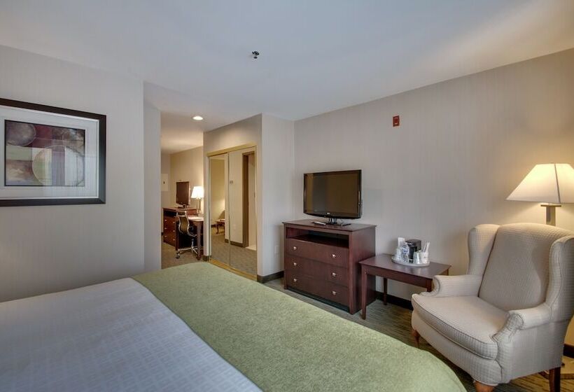 Люкс, Best Western Plus The Inn At Hampton