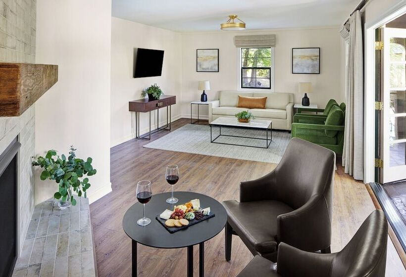 סוויטה, Kenwood Inn & Spa