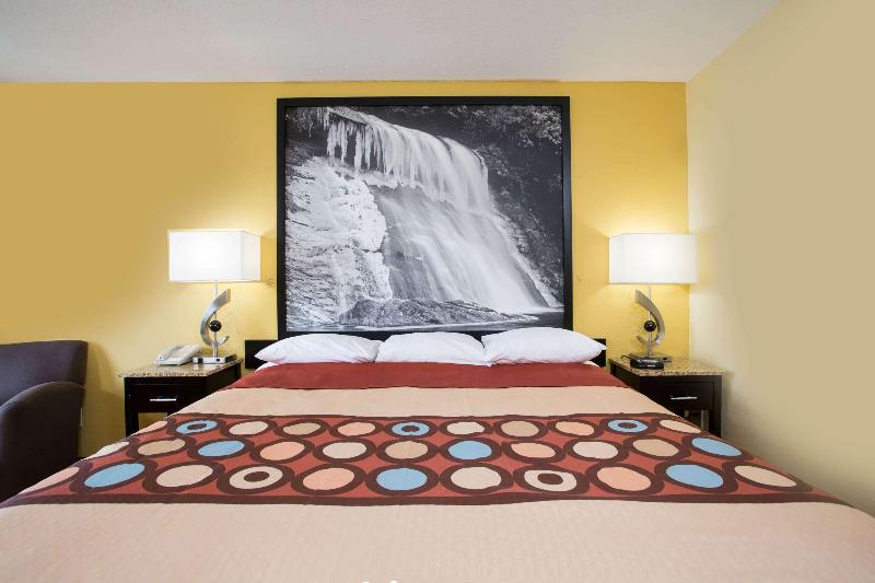 غرفة قياسية سرير كينج, Super 8 By Wyndham Garner/clayton/raleigh