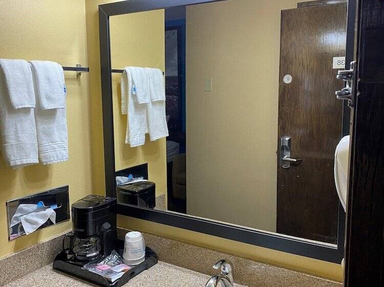 ２ダブルベッドのスタンダードルーム, Super 8 By Wyndham Rochester Mayo Clinic Area