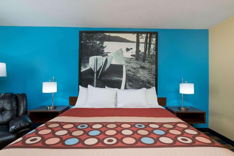 キングサイズベッドのスタンダードルーム, Super 8 By Wyndham Rochester Mayo Clinic Area