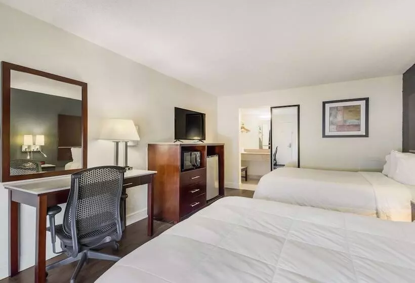 ２ダブルベッドのスタンダードルーム, Surestay Hotel By Best Western Sarasota Lido Beach