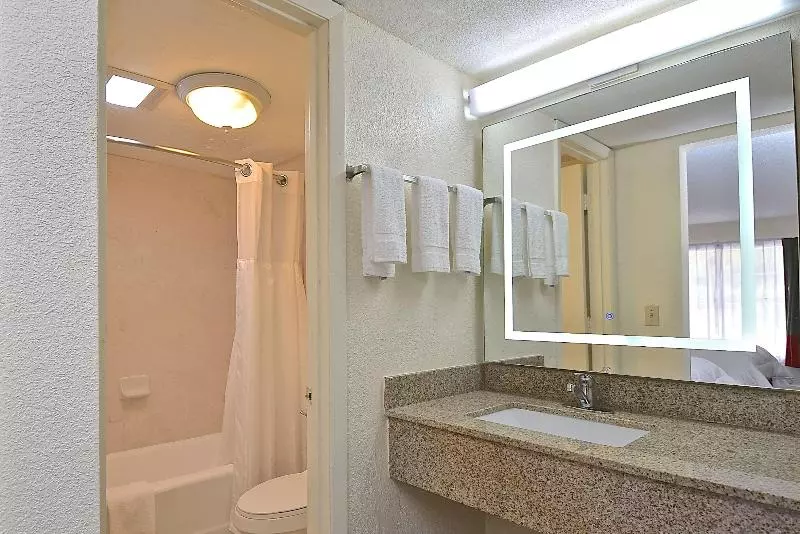スタンダードルーム, Surestay Hotel By Best Western Sarasota Lido Beach