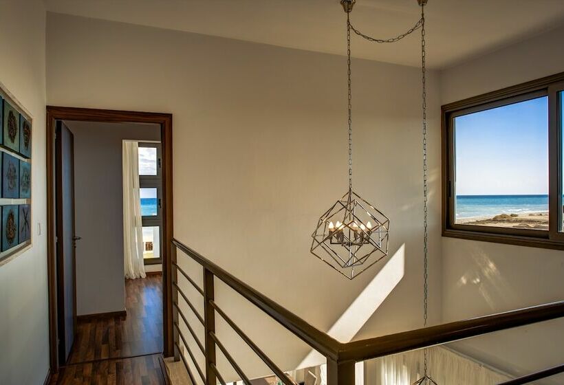 Вилла Deluxe 3 Спальни, Atlantis Gardens