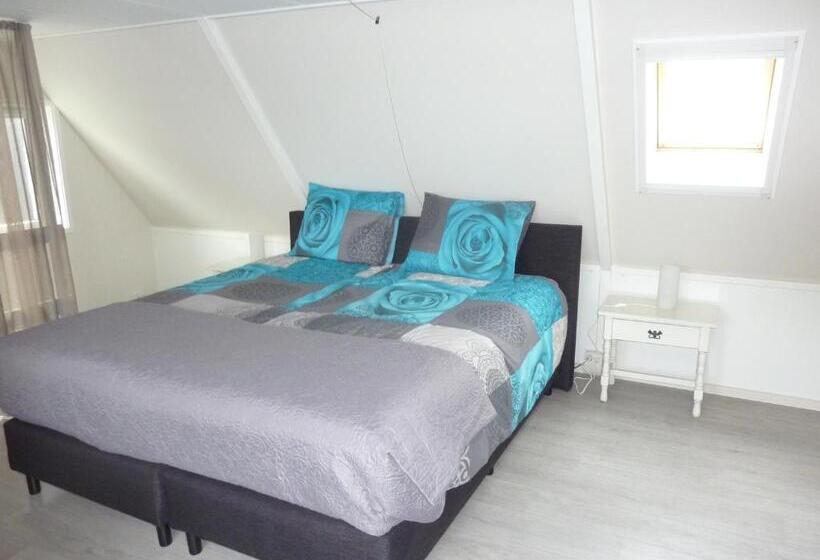 1 Bedroom Apartment Lake View, B&b It Lytshûs