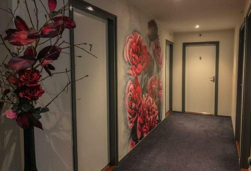 패밀리 룸, Hartlief