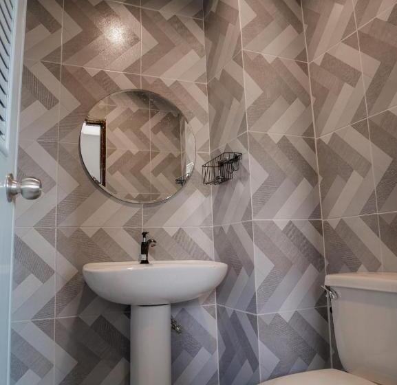 חדר סטנדרט לארבעה, Varietyd Dayhostel Huahin