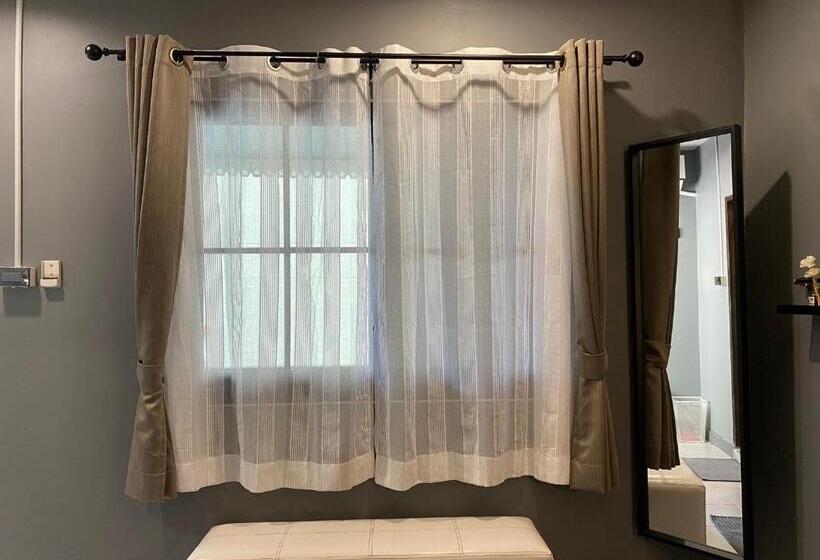 סטודיו סטנדרט עם מרפסת, Varietyd Dayhostel Huahin