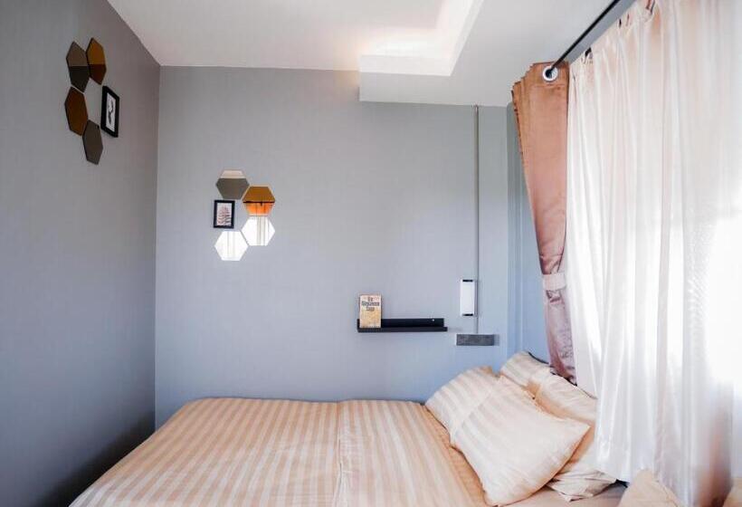 חדר סטנדרט לארבעה, Varietyd Dayhostel Huahin