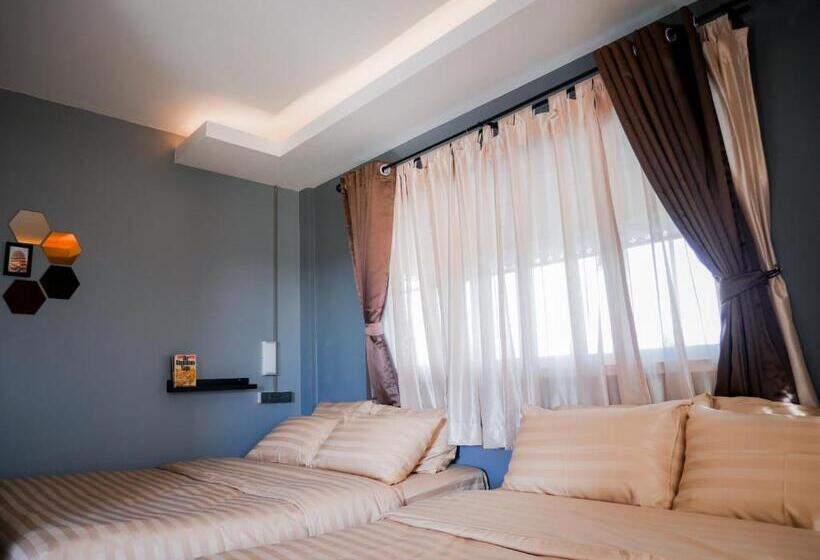 חדר סטנדרט לארבעה, Varietyd Dayhostel Huahin