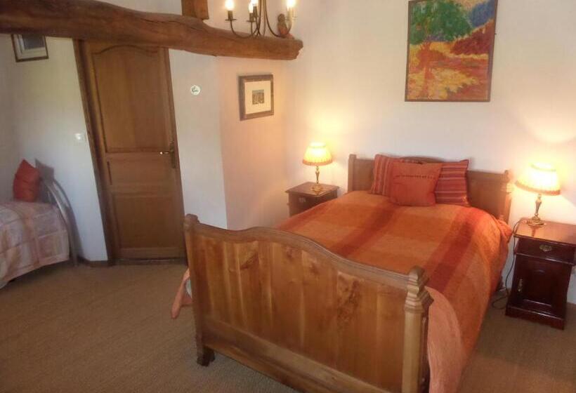 غرفة قياسية رباعية, La Roseraie