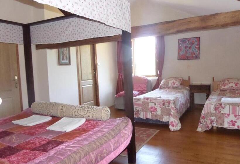 غرفة ديلوكس رباعية, La Roseraie