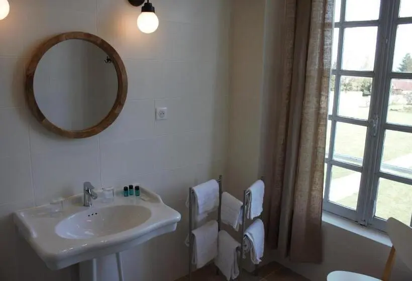 スタンダードルーム, Chambres D'hôtes Château De Martragny