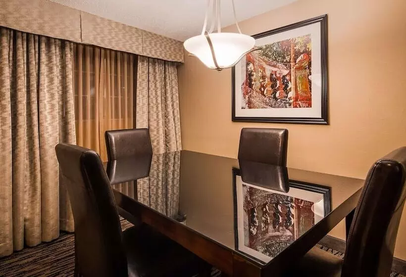سوییت, Best Western Los Alamitos Inn & Suites
