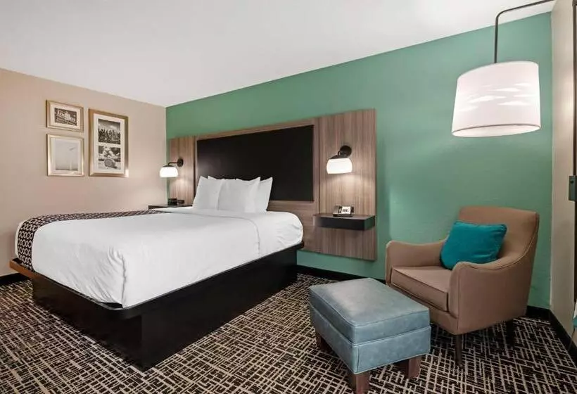 キングサイズベッドのスタンダードルーム, Best Western Plus Greenwood Indy South Inn