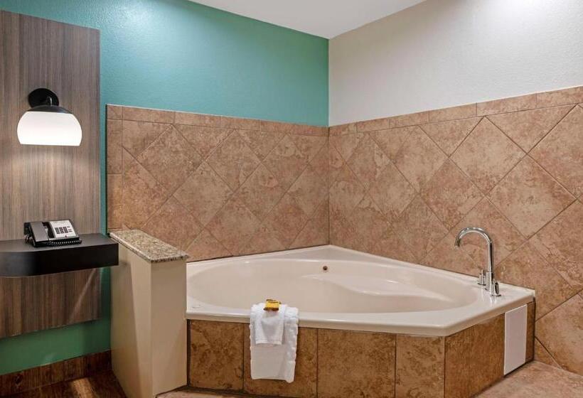 جناح سرير كينج, Best Western Plus Greenwood Indy South Inn