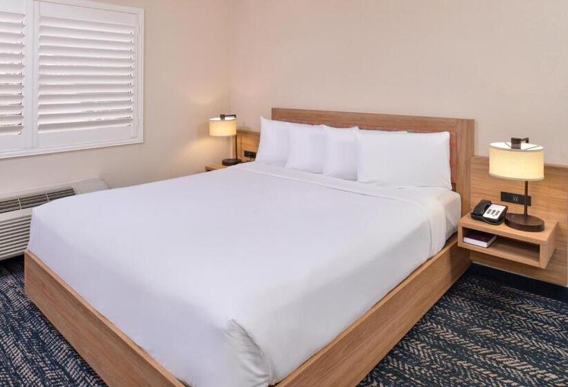 جناح سرير كينج, La Fuente Inn & Suites