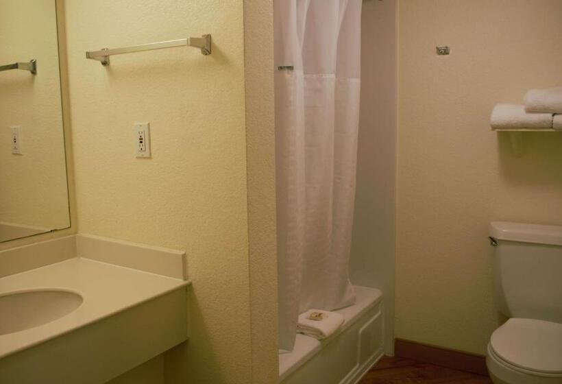 Люкс Кровать Кинг, La Quinta Inn By Wyndham Austin Capitol / Downtown