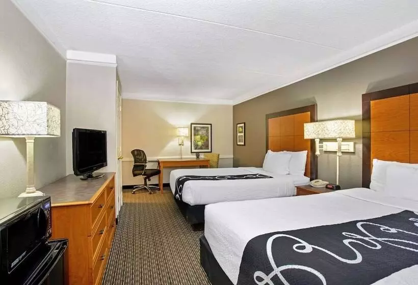 ２ダブルベッドのスタンダードルーム, La Quinta Inn By Wyndham Denver Golden