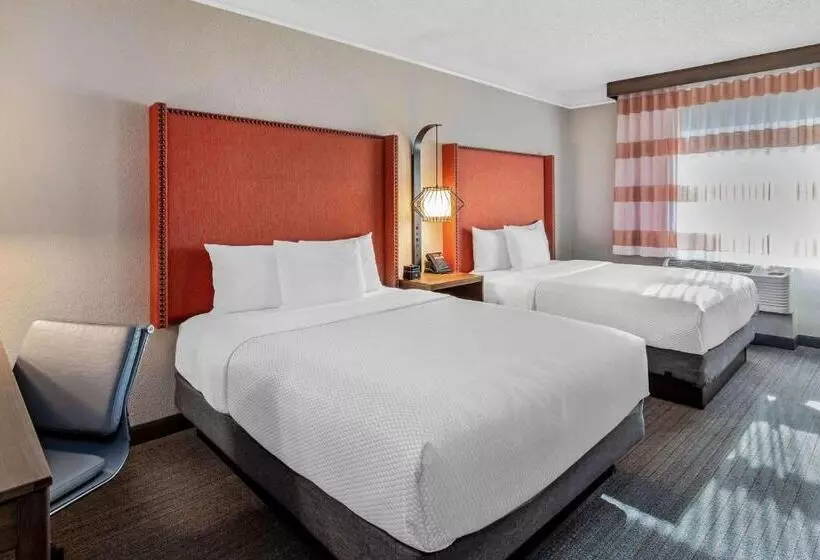 اتاق استاندارد برای معلولان, La Quinta By Wyndham San Francisco Airport North   Free Airport Shuttle