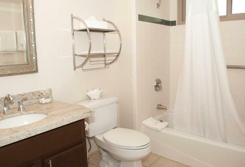 Студио Базик, Laguna Shores Studio Suites