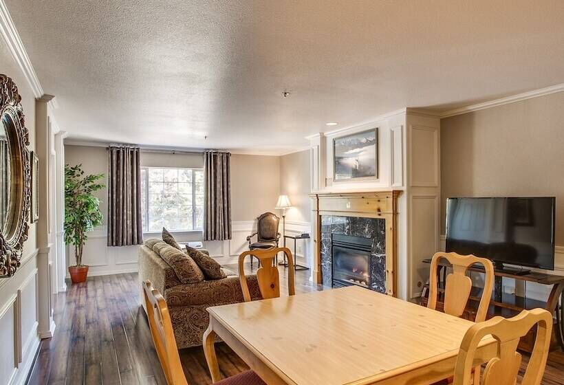 Люкс Повышенной Комфортности, Leavenworth Village Inn