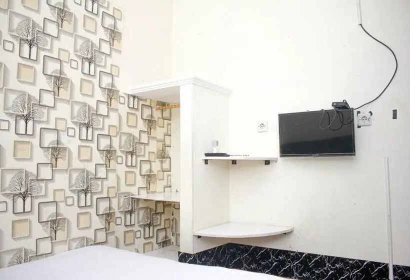 اتاق استاندارد, Capital O 2258 Santana Syariah Guest House