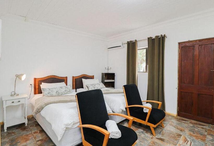 豪华房间, Swallows Nest